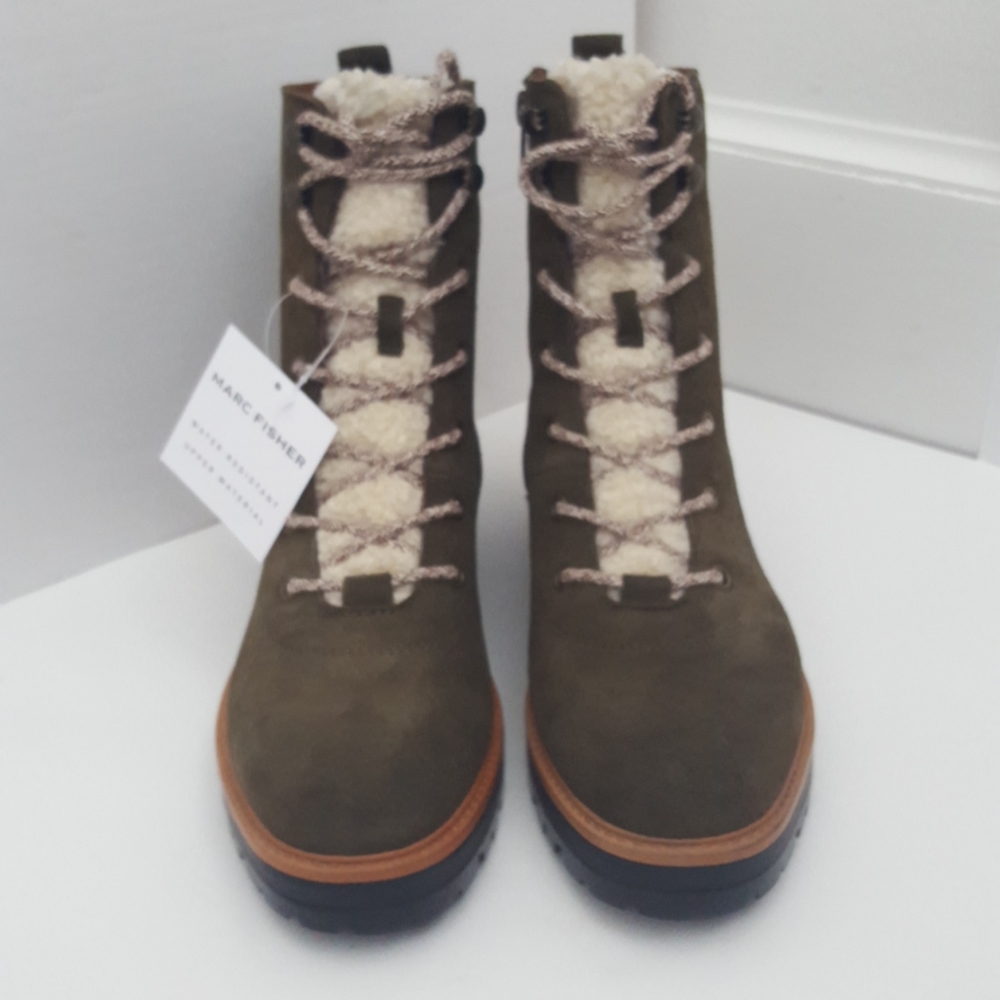 Marc Fisher green suede waterproof hiking boots - Picture 4 of 8